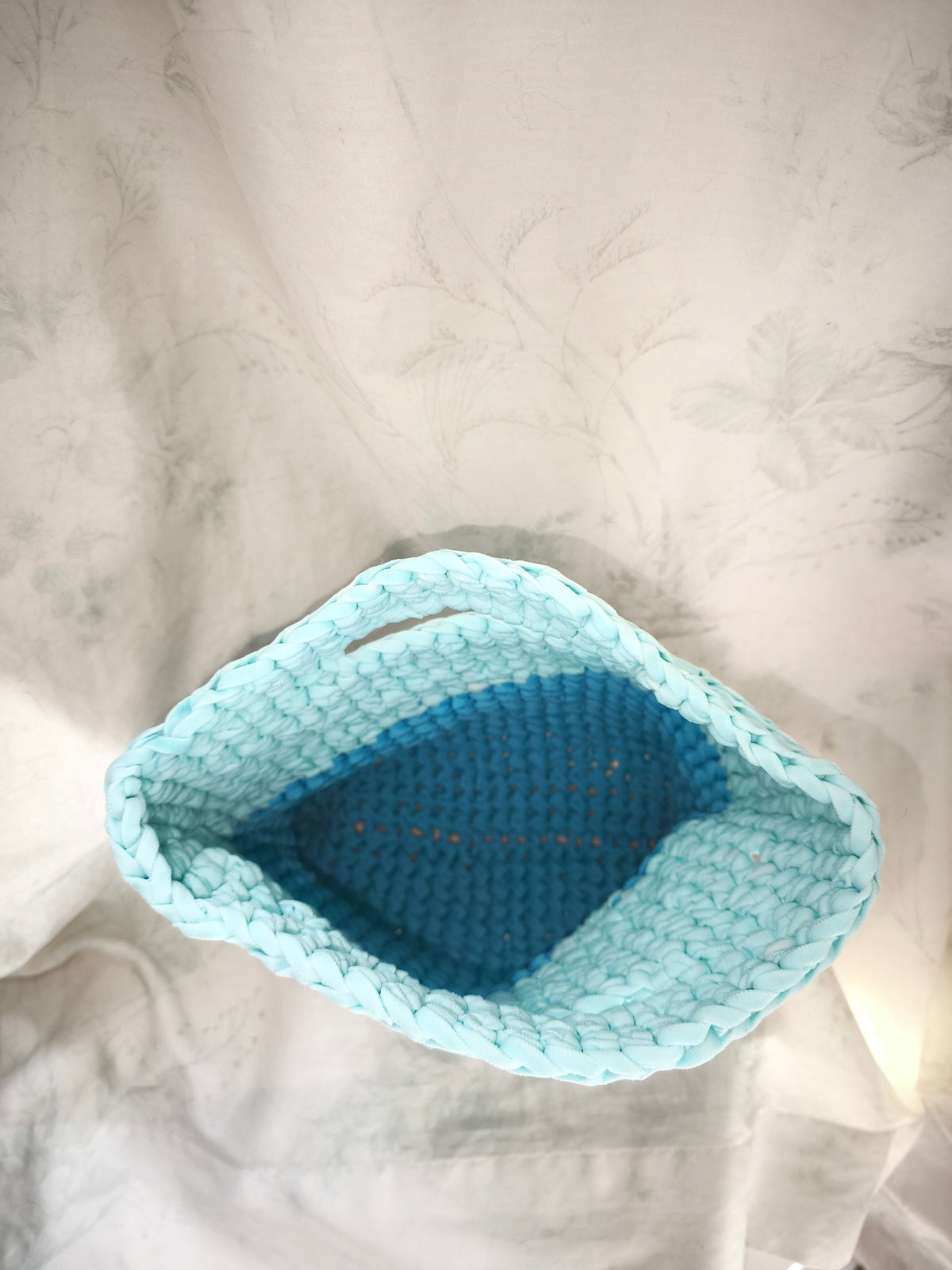 Beach handbag blues'