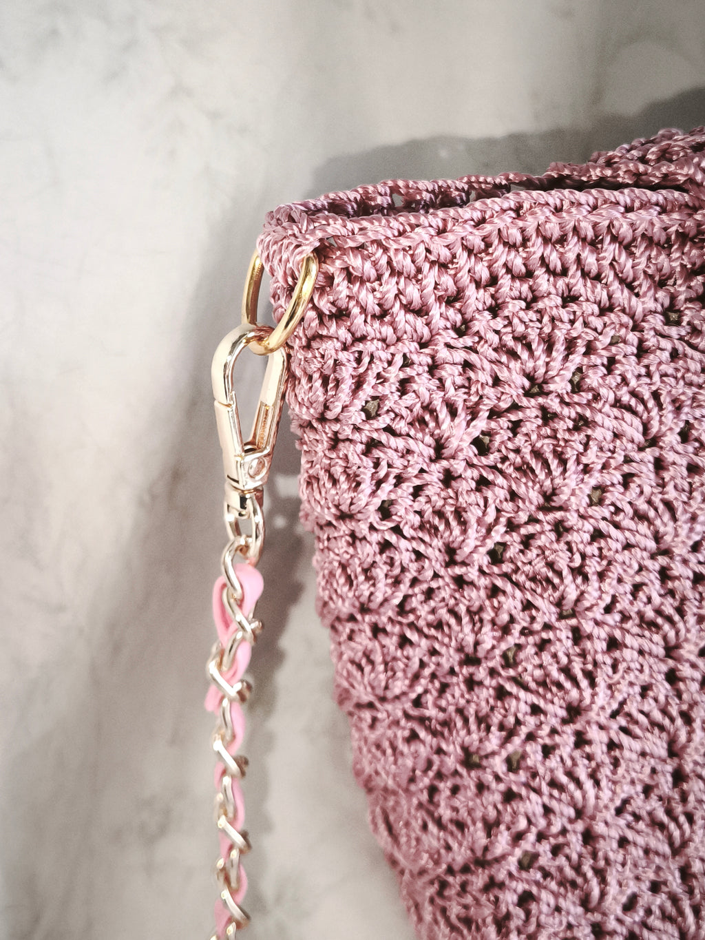 Dusty pink shell bag