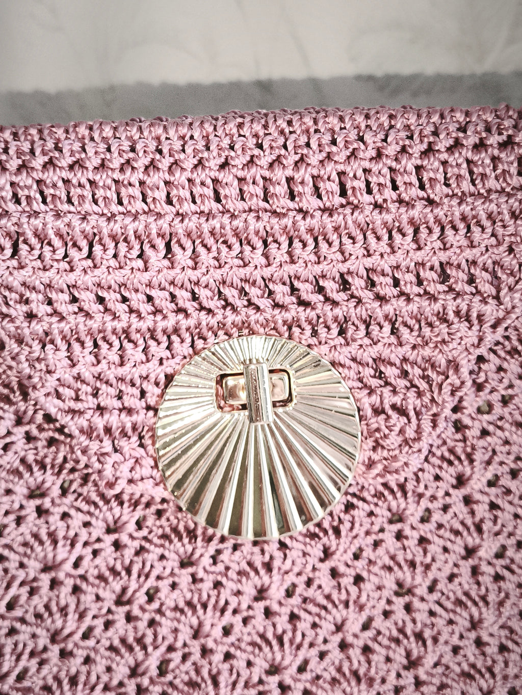 Dusty pink shell bag