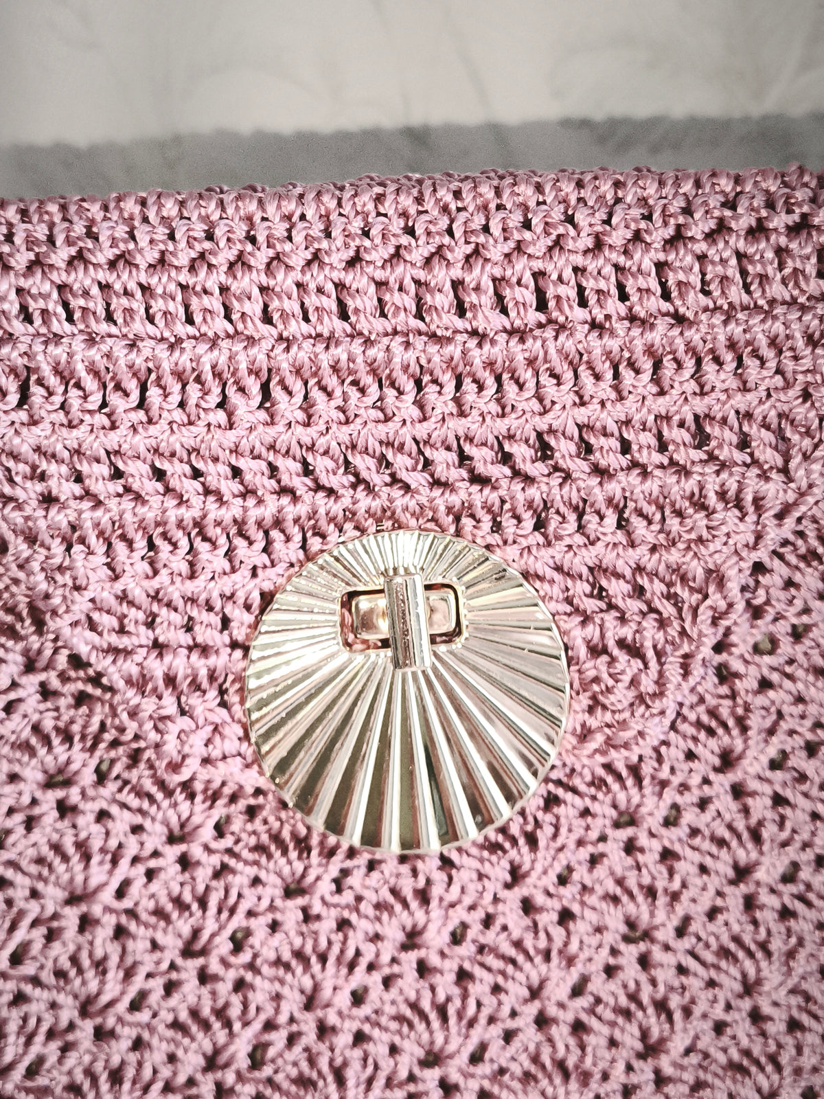 Dusty pink shell bag