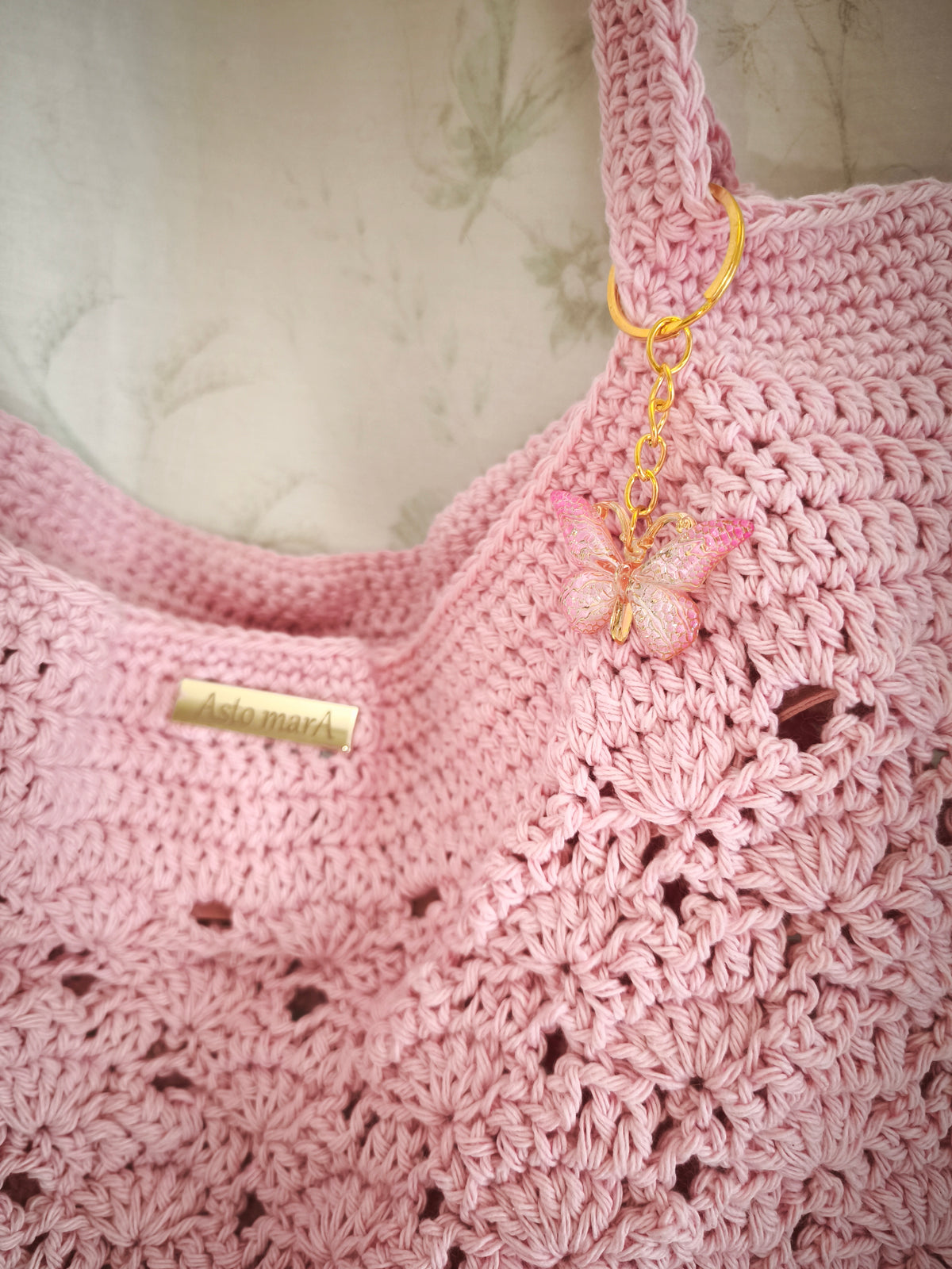 Pink shopper