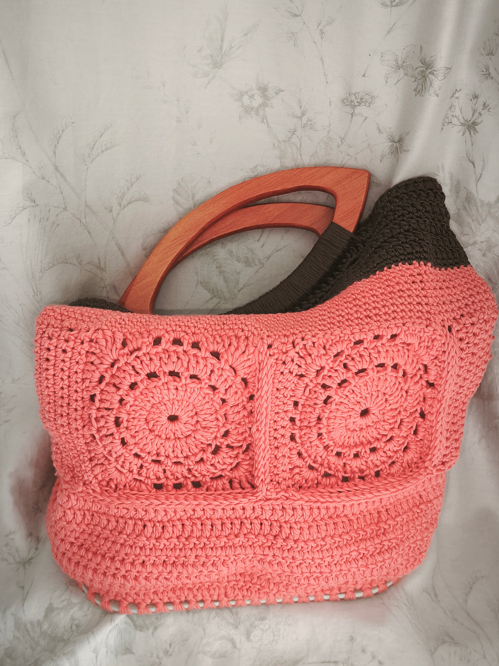 Orange square shopper