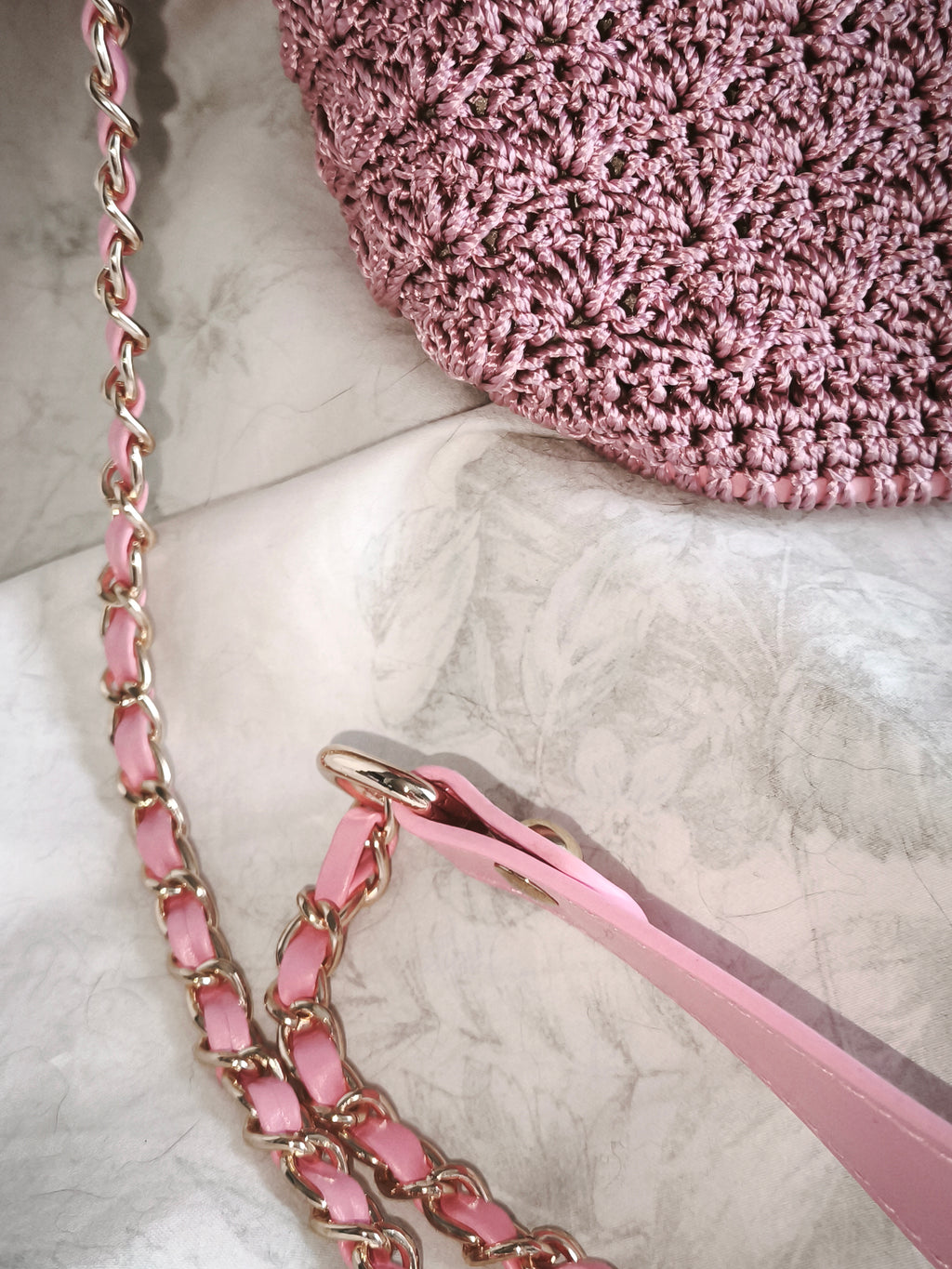 Dusty pink shell bag